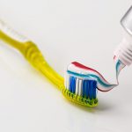 歯医者に行かずに虫歯・歯周病を治す方法